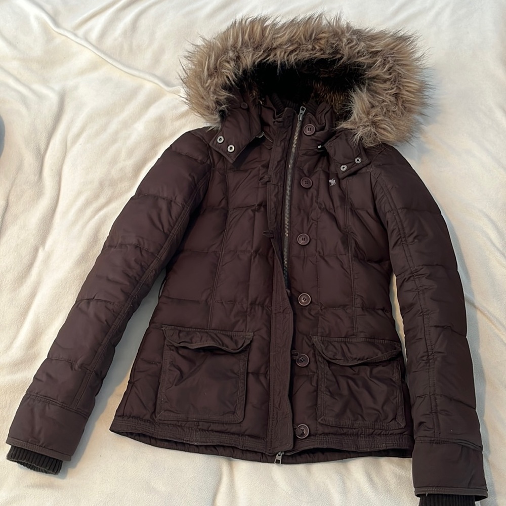 Abercrombie & Fitch Belted Puffer Coat